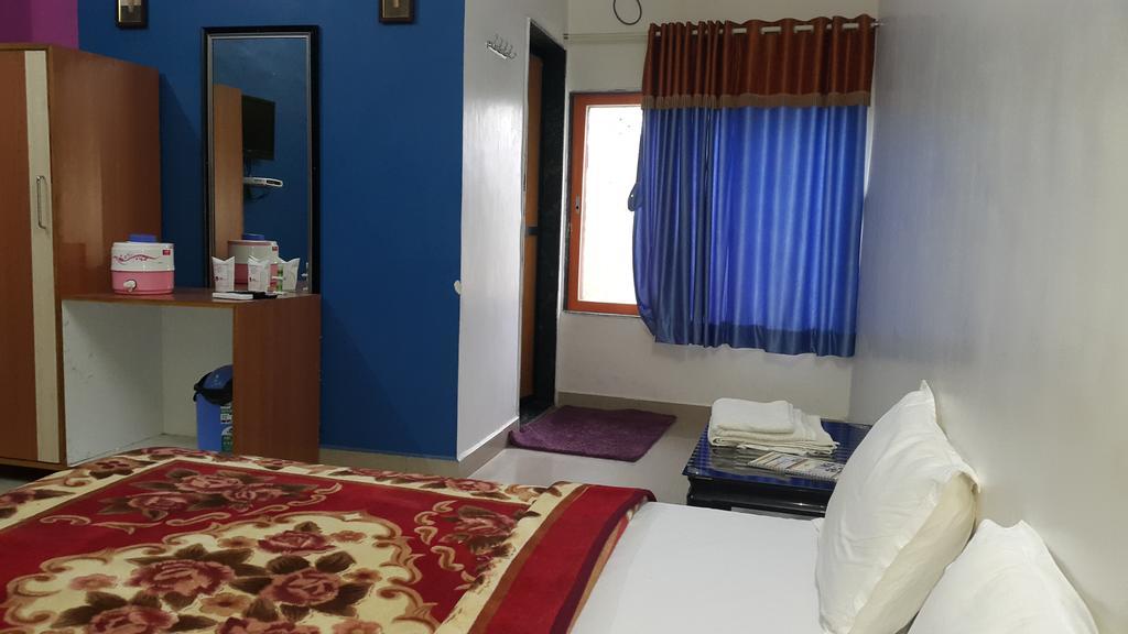 Krishna Park Resort Diu Room photo