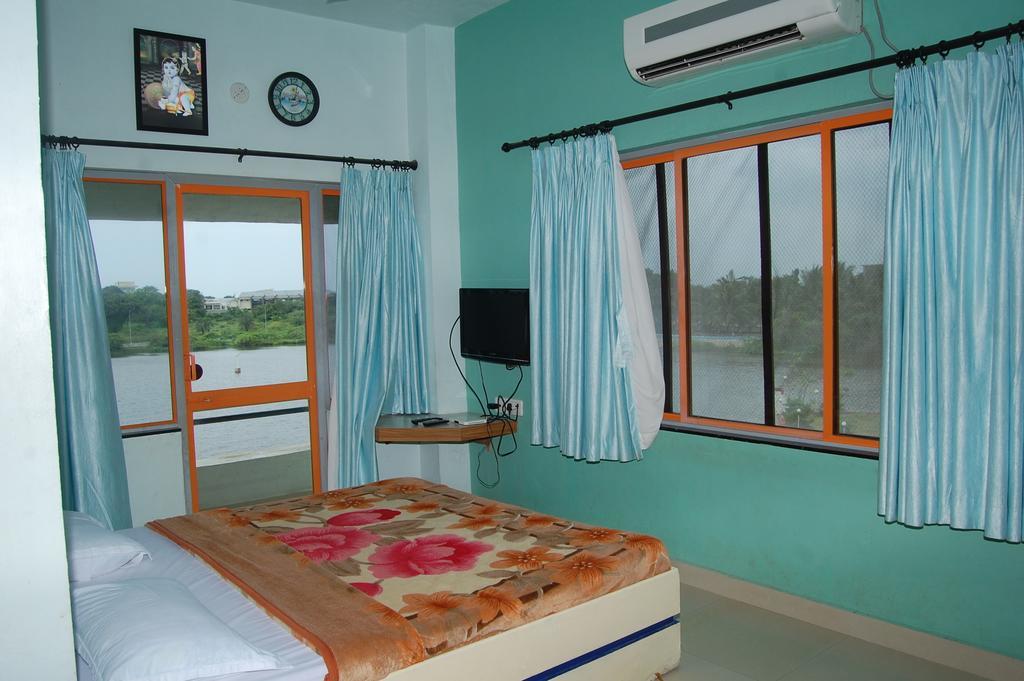 Krishna Park Resort Diu Room photo